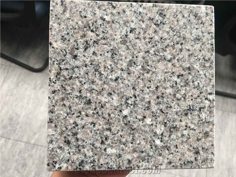 G650 Grey Granite Western Style Tombstone Monument