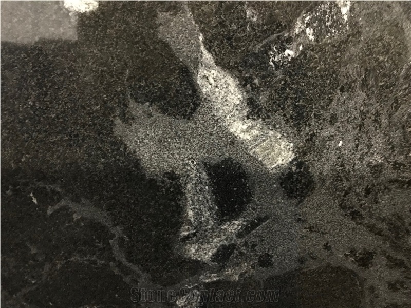 Black Mamba Granite Slabs