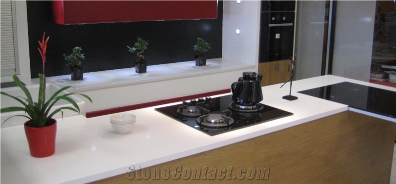 Brilliant White Quartz Slabs