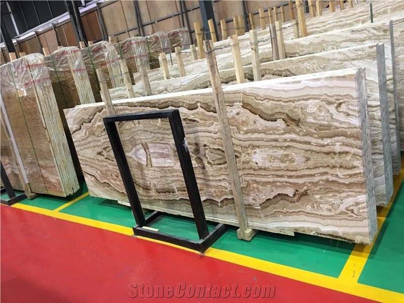 Wood Veined Onxy Slabs & Tiles