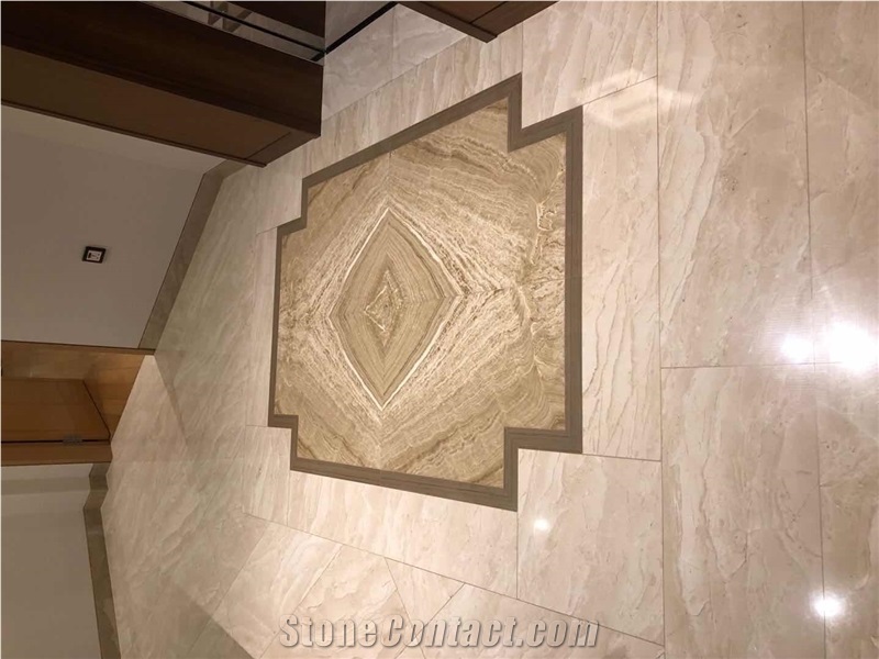 Wood Veined Onxy Slabs & Tiles