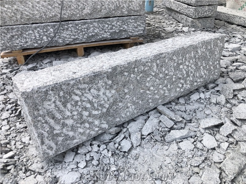 G603 Kerbstone Rough Picked, Split, Cleft