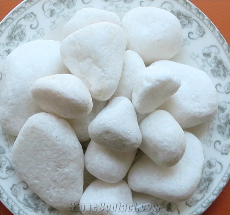 Hot Sale Colorful Polished Pebble Stone in Stock
