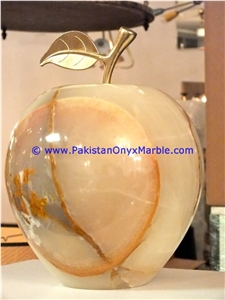 Light Green Onyx Apples with Brass Stem Leaf