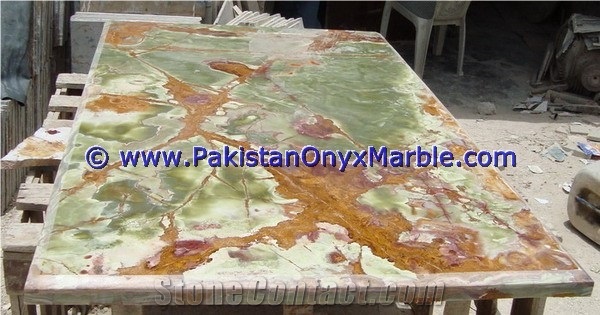 Multi Green Onyx Round Table Top