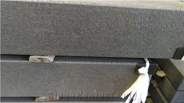 New G684 Black Granite Garden Kerbstone