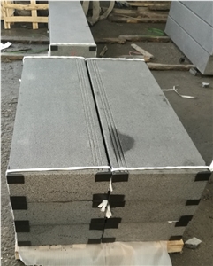 New G684 Black Roadside Kerbstones