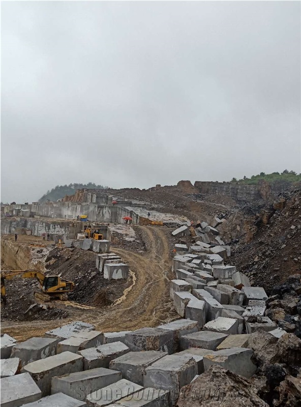 China Supplier Khaki Gold Granite Flamed