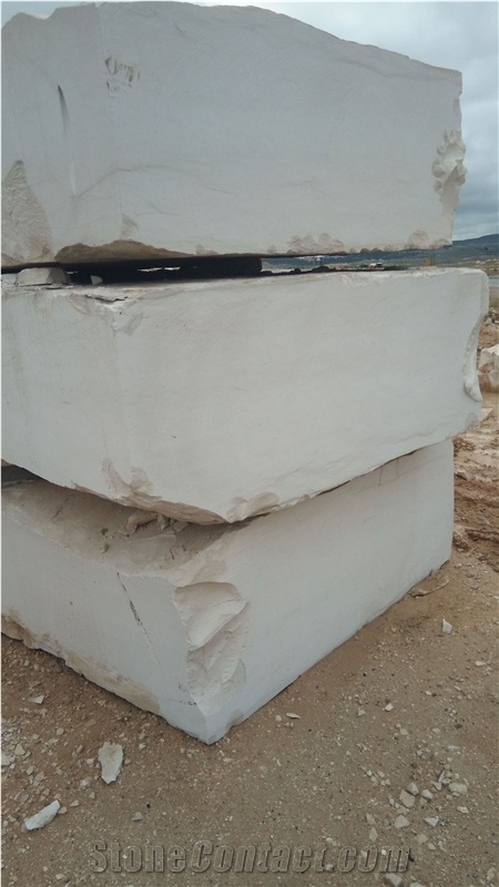 Imperial Beige Marble Blocks