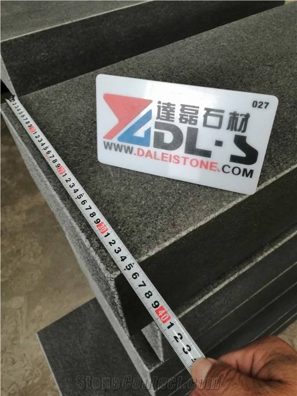 New G648 Black Grey Kersbstone Flamed Curbstone
