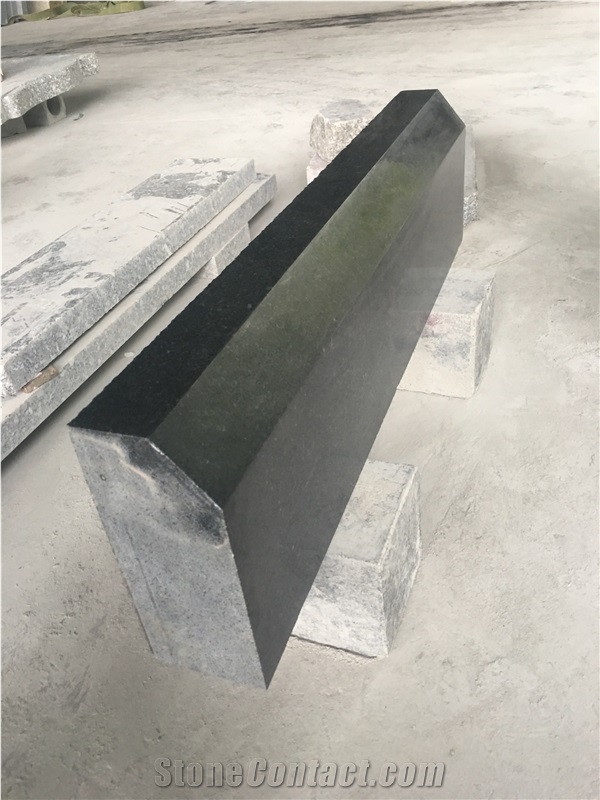 Granite Kerbstone