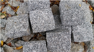 White Grey Granite Cobbles/ Cubes