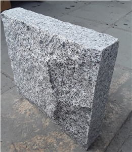 Yellow Granite Mushroom Stone for Garden Walling