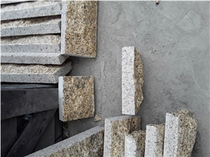 Yellow Granite Mushroom Stone for Garden Walling