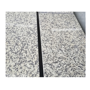 Cheap Chrysanthemum Yellow Granite Paving Tiles