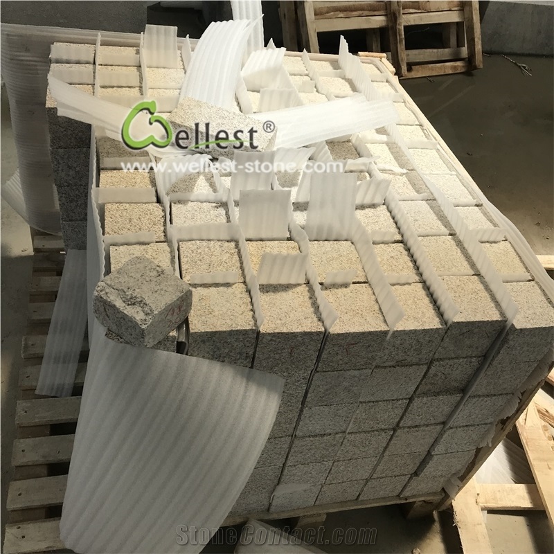 Yellow Beige Bush Hammered Driveway Granite Setts