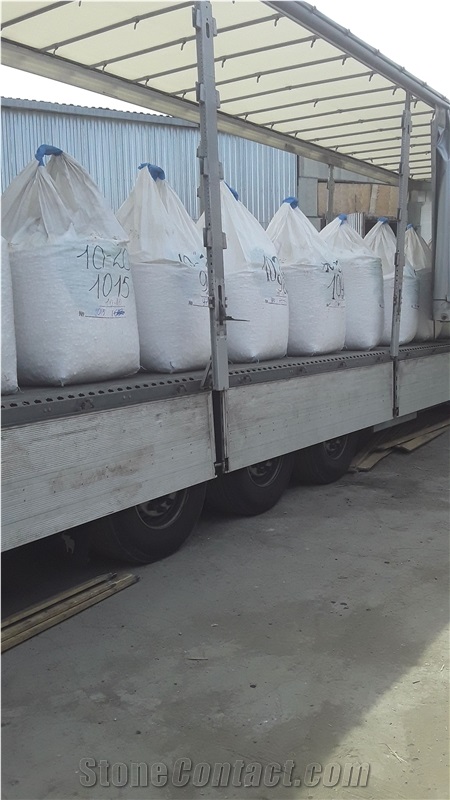 Marble Chippings 10-20mm