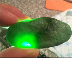 Jade.Greenstone,Best Quality Nephrite Stone Jade.Greenstone,Best Quality Nephrite Stone