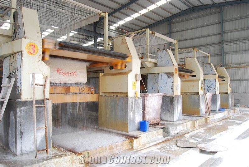 Gold Jades Big Slabs Flooring Tiles
