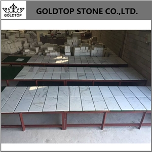 Calcatta Gold White Marble Flooring Statuary White