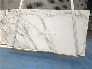 Calcutta Gold Marble Book Matching Pattern Slabs