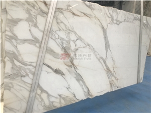 Calcutta Gold Marble Book Matching Pattern Slabs