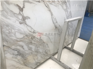 Calcutta Gold Marble Book Matching Pattern Slabs