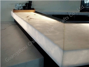 Polished Translucent Artificial Onyx Bar Counter