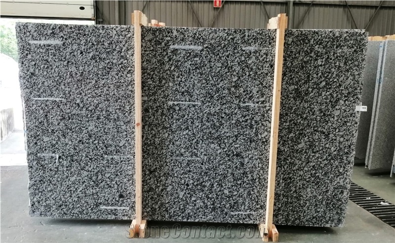 Gran Perla Granite Slabs & Tiles