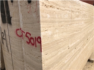 Travertine Classic Light Slabs