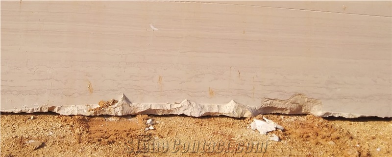 Serpeggiante Silvabella Apricena Limestone Blocks
