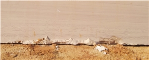Serpeggiante Silvabella Apricena Limestone Blocks