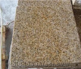 China Gold / Yellow Granite Zhangpu Rust Granite