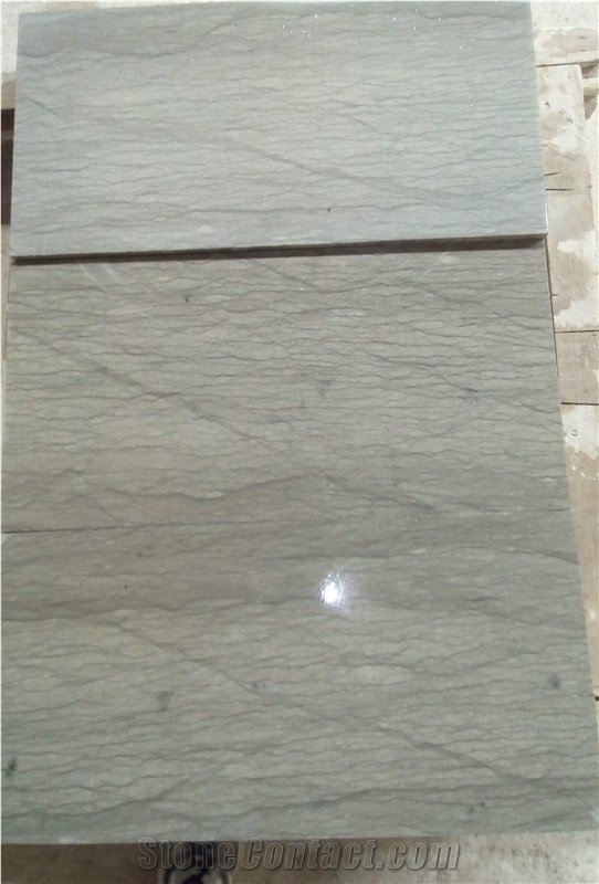 Courteaud Grey Vein Cut