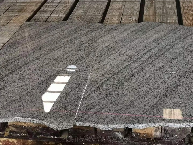 New-China Viscont White Granite Tiles Bianco Sand River Granite Bookmatched
