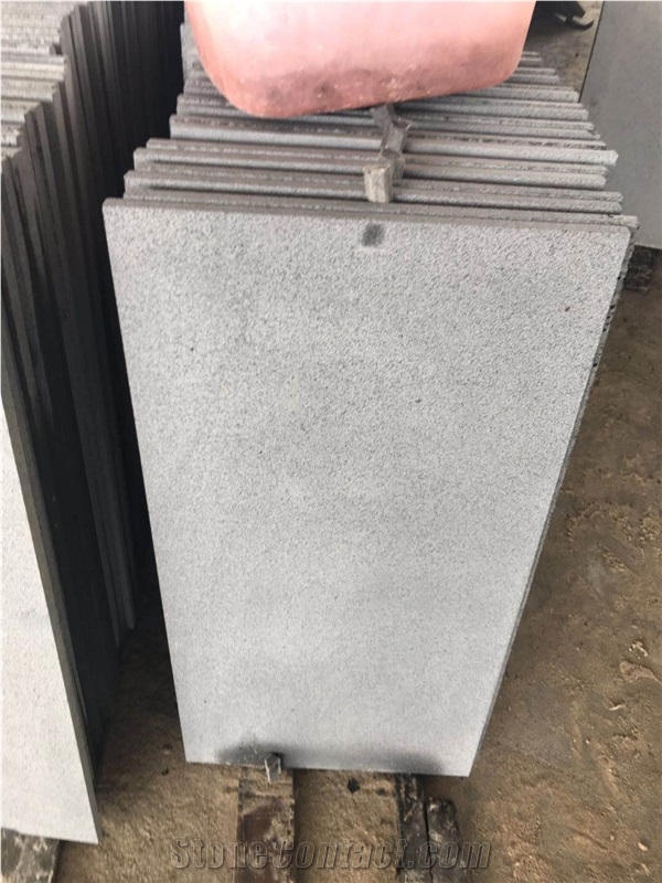 China Gray Basalt Tiles for Flooring and Wall Clad