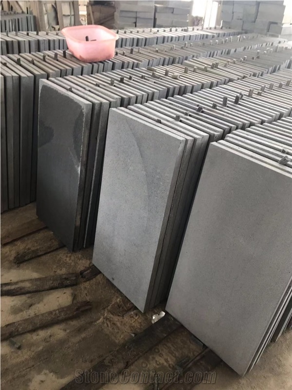 China Gray Basalt Tiles for Flooring and Wall Clad