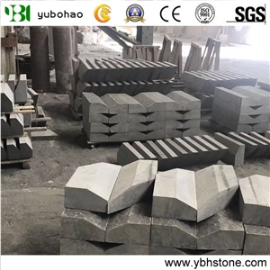 G684/Split Black Basalt Kerbstone for Landscaping