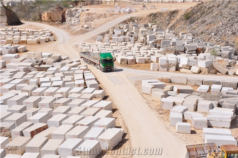 Kanfanar Layer Ii Limestone Blocks