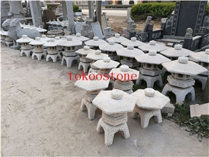 Granite Stone Lantern for Garden