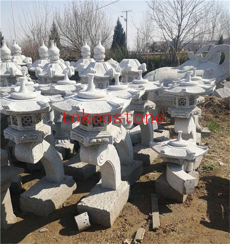 Granite Stone Lantern for Garden
