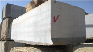 Pietra Di Sassonia Limestone Blocks