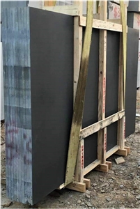 Roono Grey