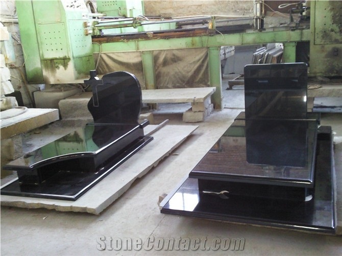 Beautiful Style Polished Black Granite Tombstone