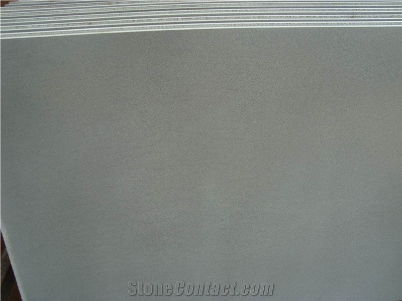 China Natural Grey Basalt Stone Tile