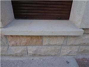 Arenisca Gris - Grey Sandstone Window Parapet