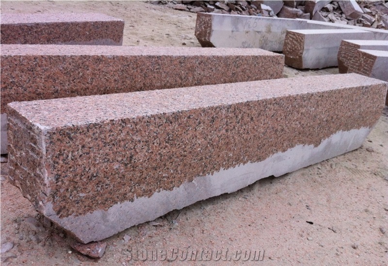 Grey/Red Granite Kerbstone V22/V17/R17