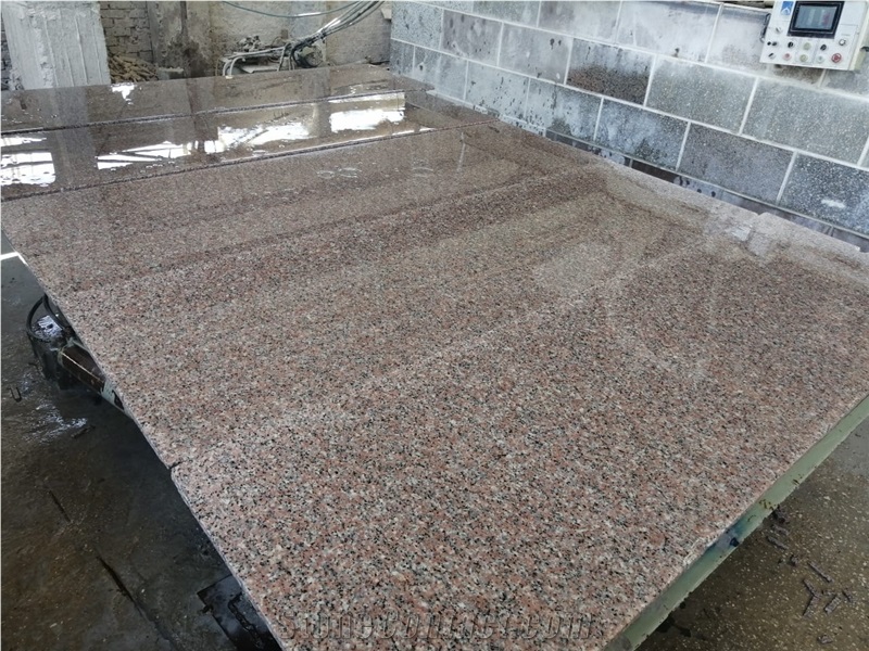 Rosa El Nasr Granite Slabs