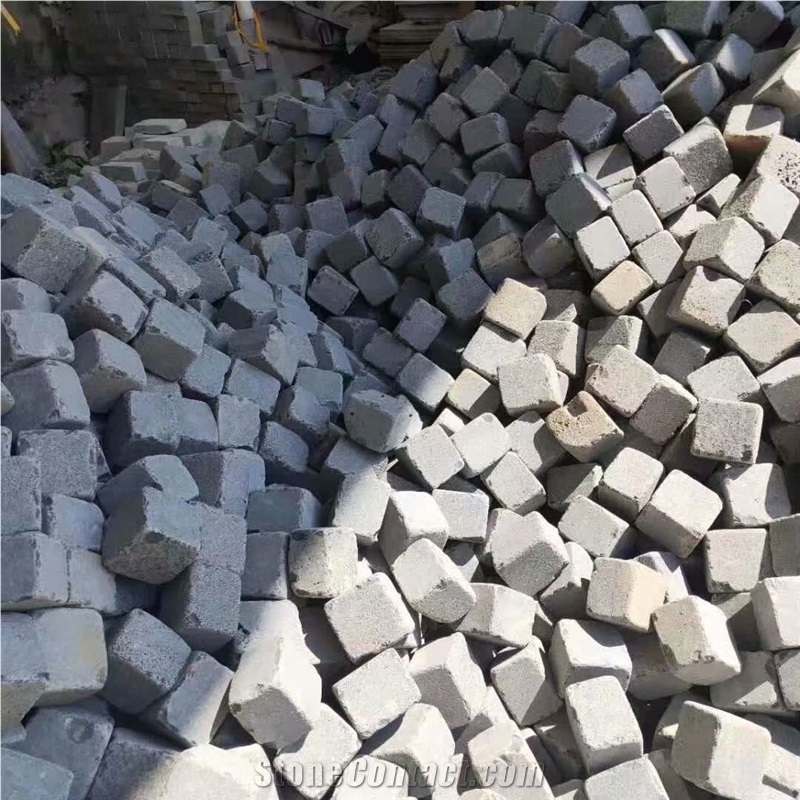 Black Basalt Flamed & Tumbled Cobble Stone