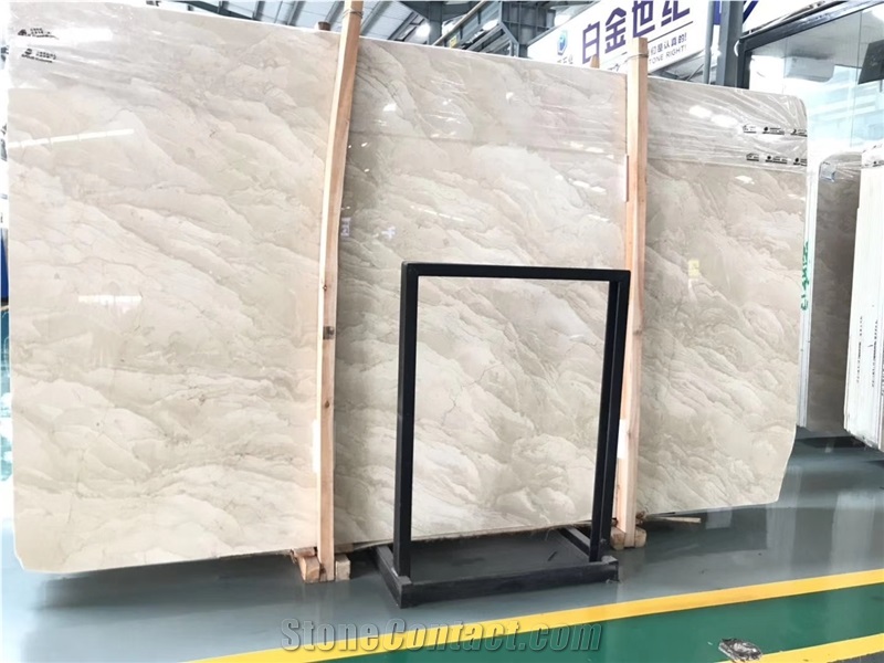 Omani Light Beige Cream Marble Slab Stone in China